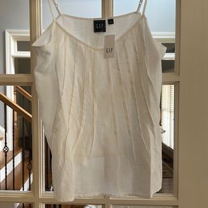 Brand new Gap white linen tank